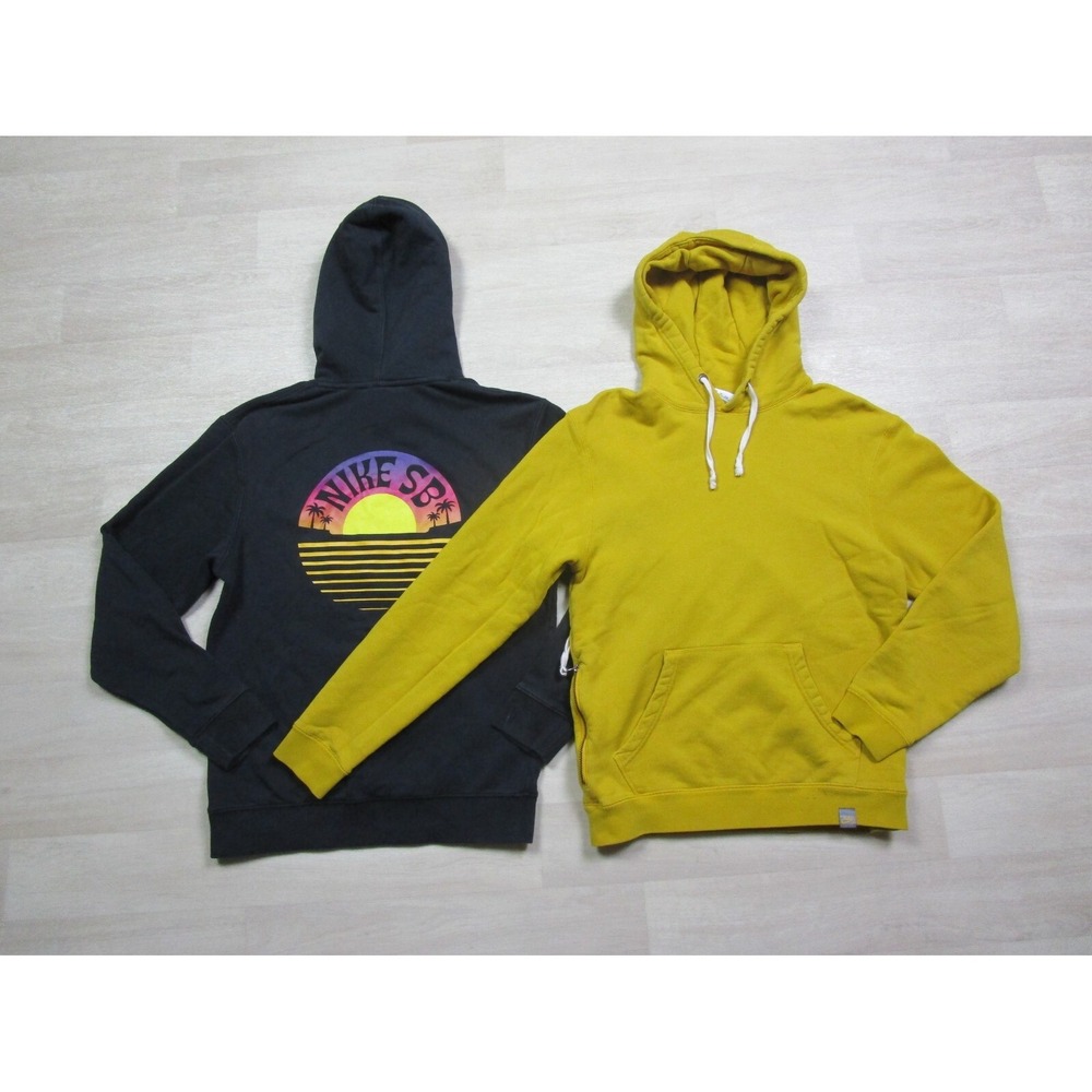 Nike SB Women's Skateboard Hoodie Lot Size (XS) Sweatshirt Sunset Skater Girl